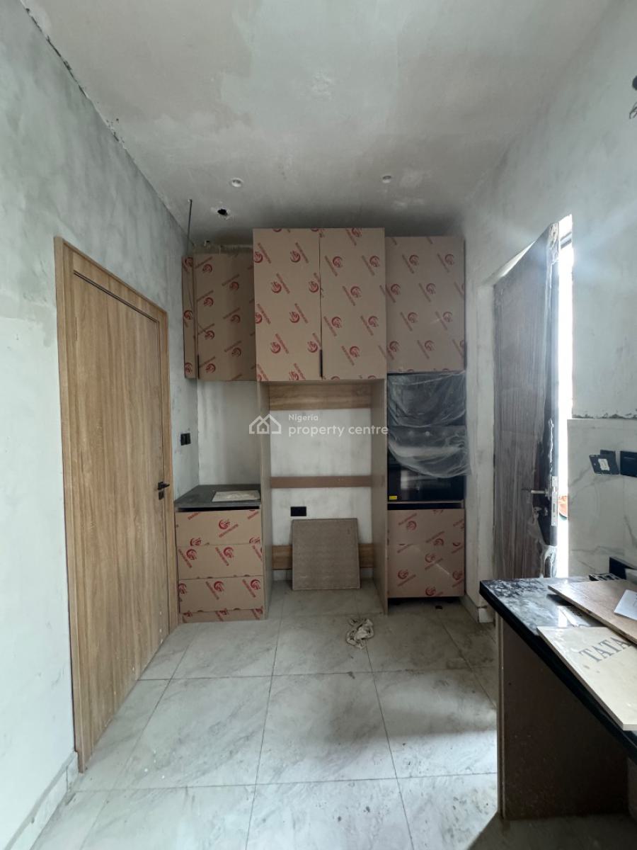 Beautifully Built 4 Bedroom Semi Detached Duplex in a Well Secured Estate, Chevron, Lekki Phase 2, Lekki, Lagos, Semi-detached Duplex for Sale