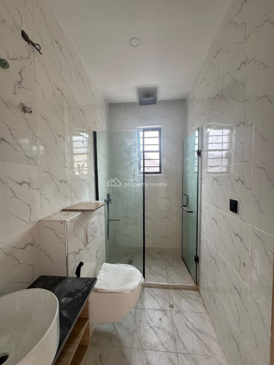 Beautifully Built 4 Bedroom Semi Detached Duplex in a Well Secured Estate, Chevron, Lekki Phase 2, Lekki, Lagos, Semi-detached Duplex for Sale