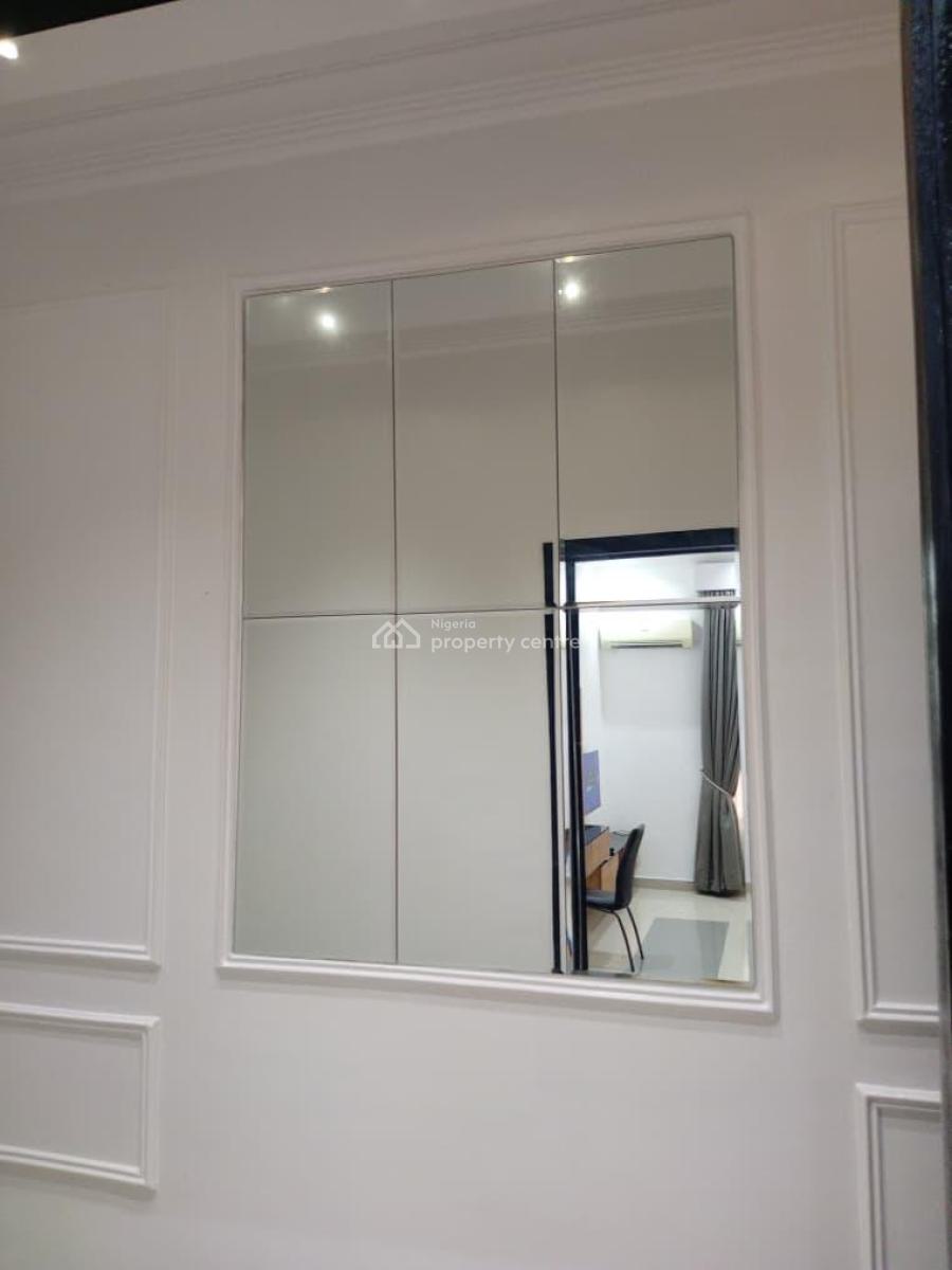 Deluxe Mini Flat at a Prime Location, Elf Bus-stop Marwa, Lekki Phase 1, Lekki, Lagos, Mini Flat (room and Parlour) Short Let