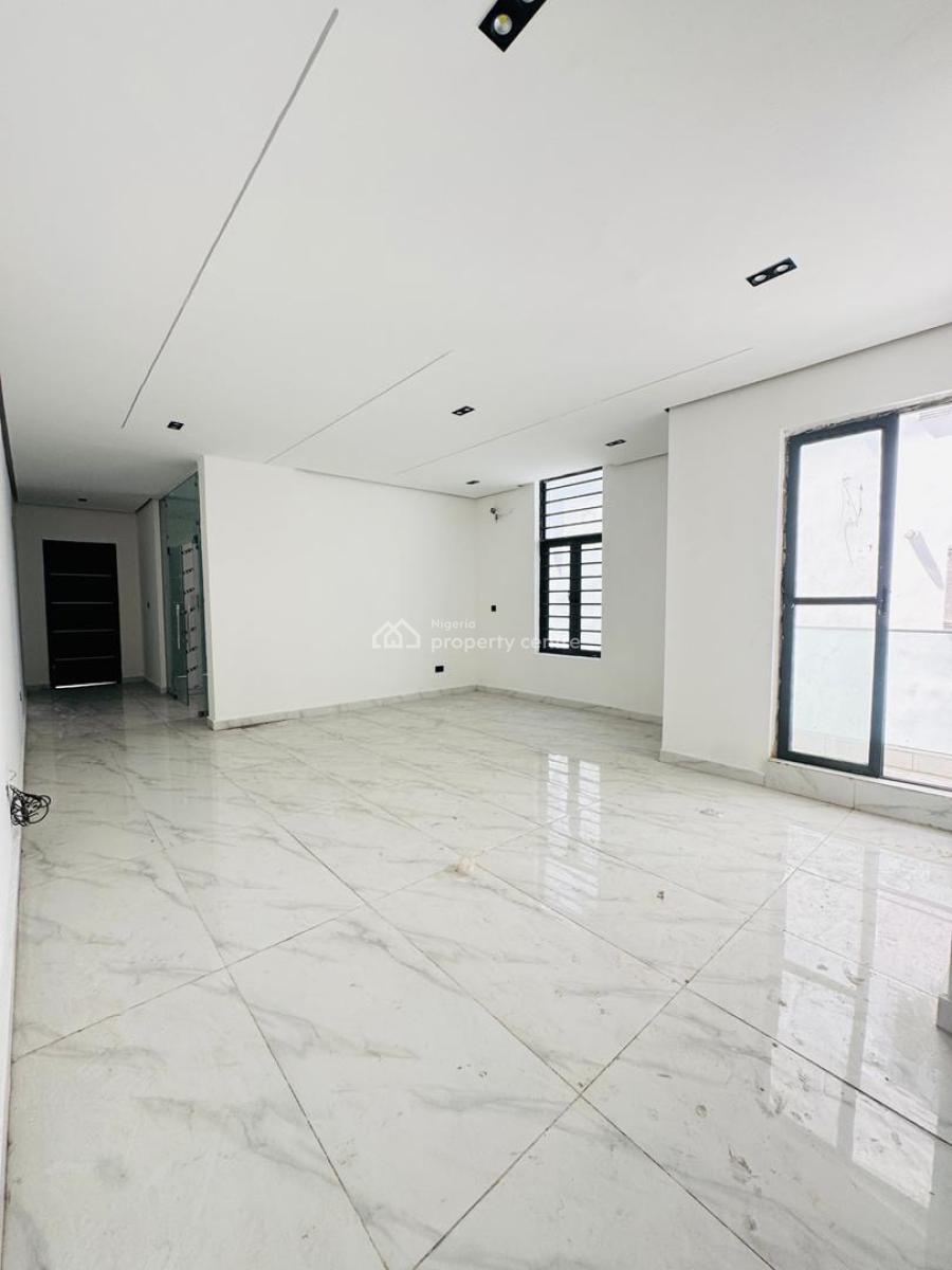 Brand New Spacious 2 Bedroom Apartment Available, Ologolo, Lekki, Lagos, Flat / Apartment for Sale
