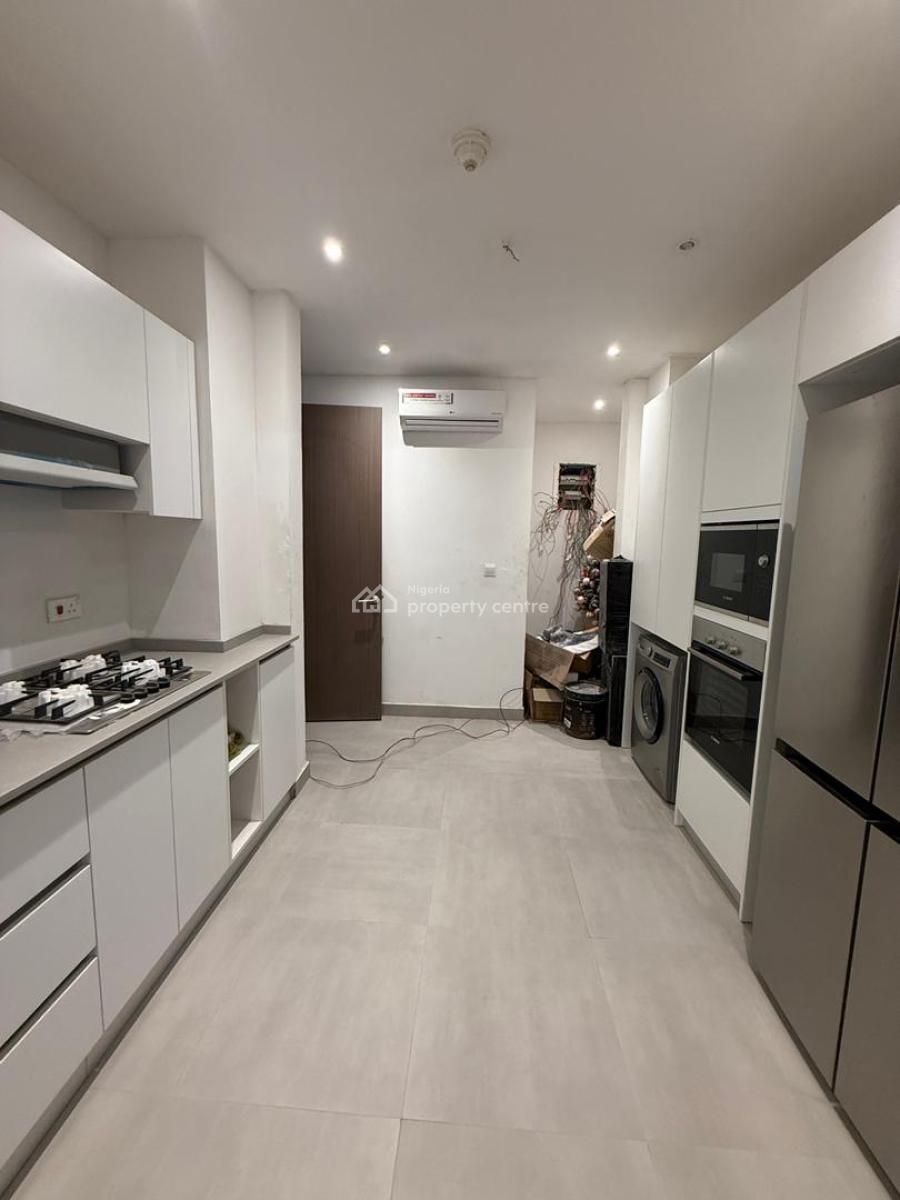 Luxury 3 Bedroom Apartments with Bq, Lekki Phase 1, Lekki, Lagos, Block of Flats for Sale