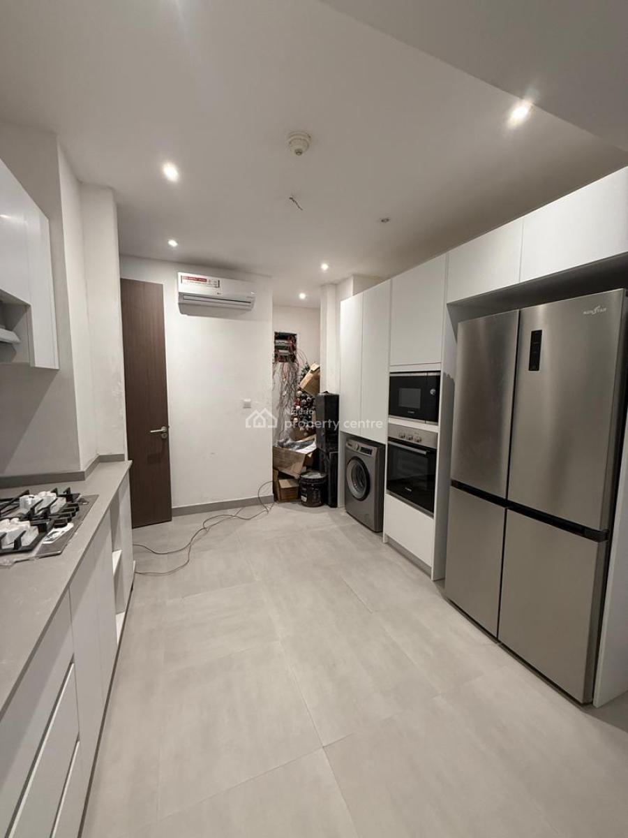 Luxury 3 Bedroom Apartments with Bq, Lekki Phase 1, Lekki, Lagos, Block of Flats for Sale