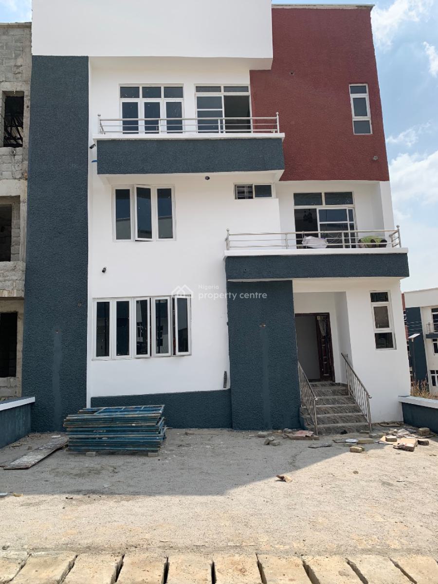 4 Bedroom with Bq, Dantata Estate 3rd Avenue, Gwarinpa, Abuja, Terraced Duplex for Rent