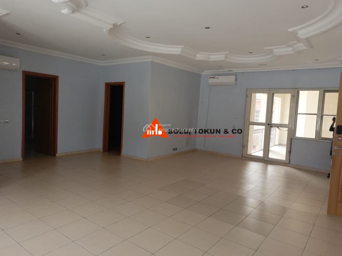 a 4-bedroom Detached House with a Study, a Laundry and 2-bedroom, Victoria Garden City, Ajah, Lagos, House for Sale