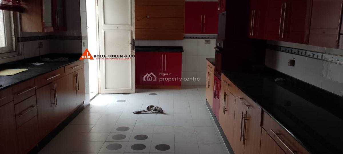 a 4-bedroom Detached House with a Study, a Laundry and 2-bedroom, Victoria Garden City, Ajah, Lagos, House for Sale