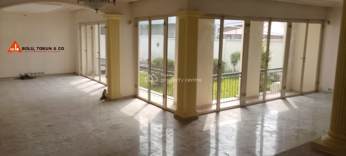 a 4-bedroom Detached House with a Study, a Laundry and 2-bedroom, Victoria Garden City, Ajah, Lagos, House for Sale