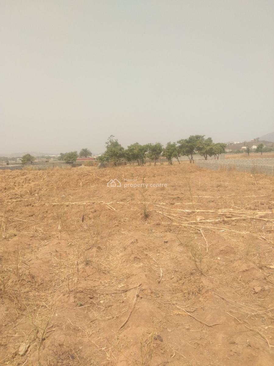 Flat & Table Land, Fo1 Layout, Kubwa, Abuja, Residential Land for Sale