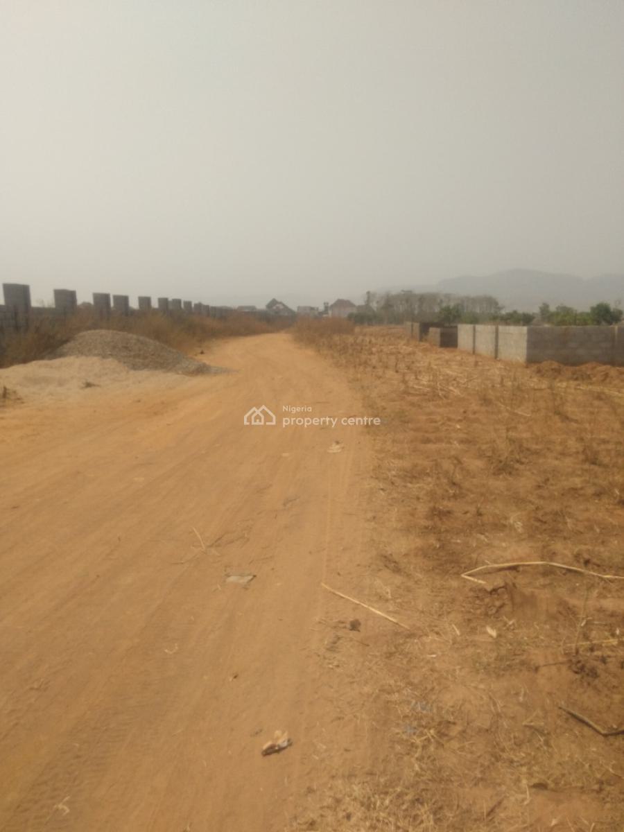Flat & Table Land, Fo1 Layout, Kubwa, Abuja, Residential Land for Sale