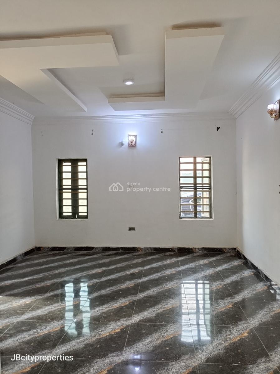 Luxury Upstairs 2 Bedroom Apartment, Ogombo, Ogombo, Ajah, Lagos, Flat / Apartment for Rent