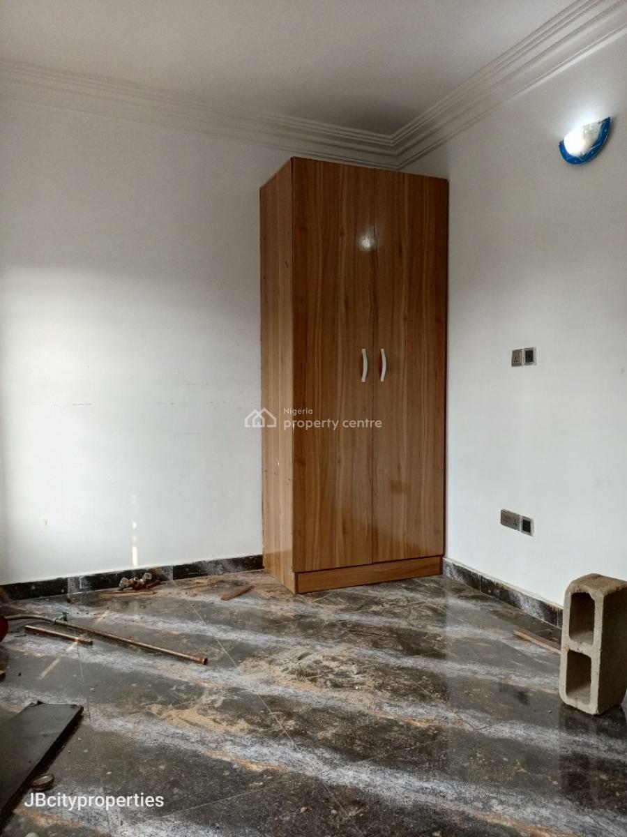 Luxury Upstairs 2 Bedroom Apartment, Ogombo, Ogombo, Ajah, Lagos, Flat / Apartment for Rent