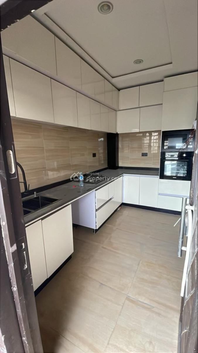 Fully Serviced Two Bedroom, Lekki Phase 1, Lekki Phase 1, Lekki, Lagos, Semi-detached Duplex for Rent