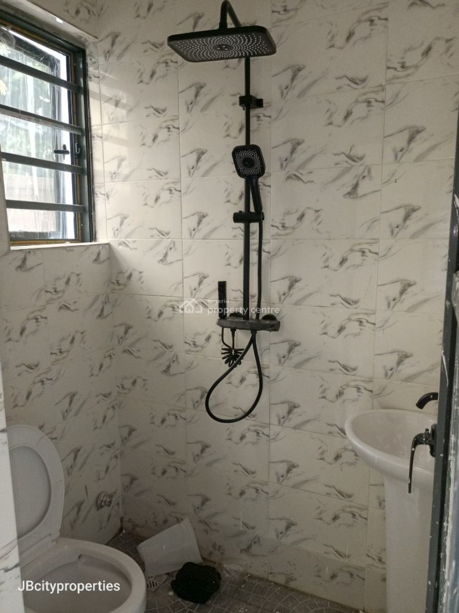 Brand New 2 Bedroom Apartment, Ogombo, Ogombo, Ajah, Lagos, Flat / Apartment for Rent