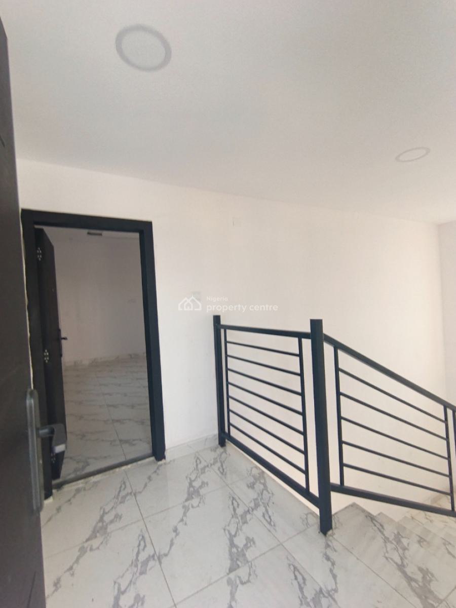 a 2 Bedroom Flat, After Jakande, Opposite Agungi, By Ologolo, Lekki, Lagos, Flat / Apartment for Rent