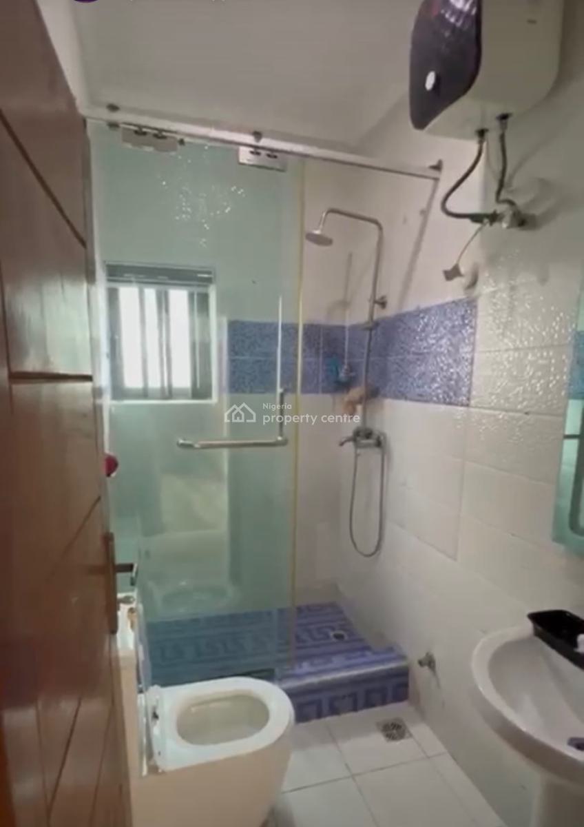 Spacious 2 Bedroom Apartment, Ikate, Surulere, Lagos, Flat / Apartment for Rent