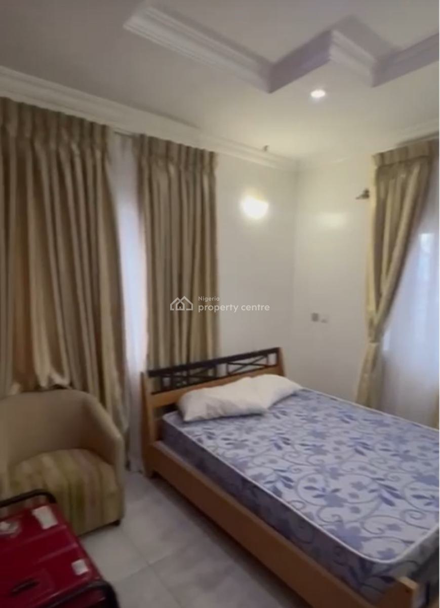 Spacious 2 Bedroom Apartment, Ikate, Surulere, Lagos, Flat / Apartment for Rent