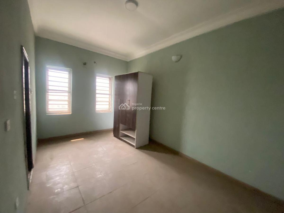 Fairly Used 3 Bedrooms Flat, Ikeja Gra, Ikeja, Lagos, Flat / Apartment for Sale