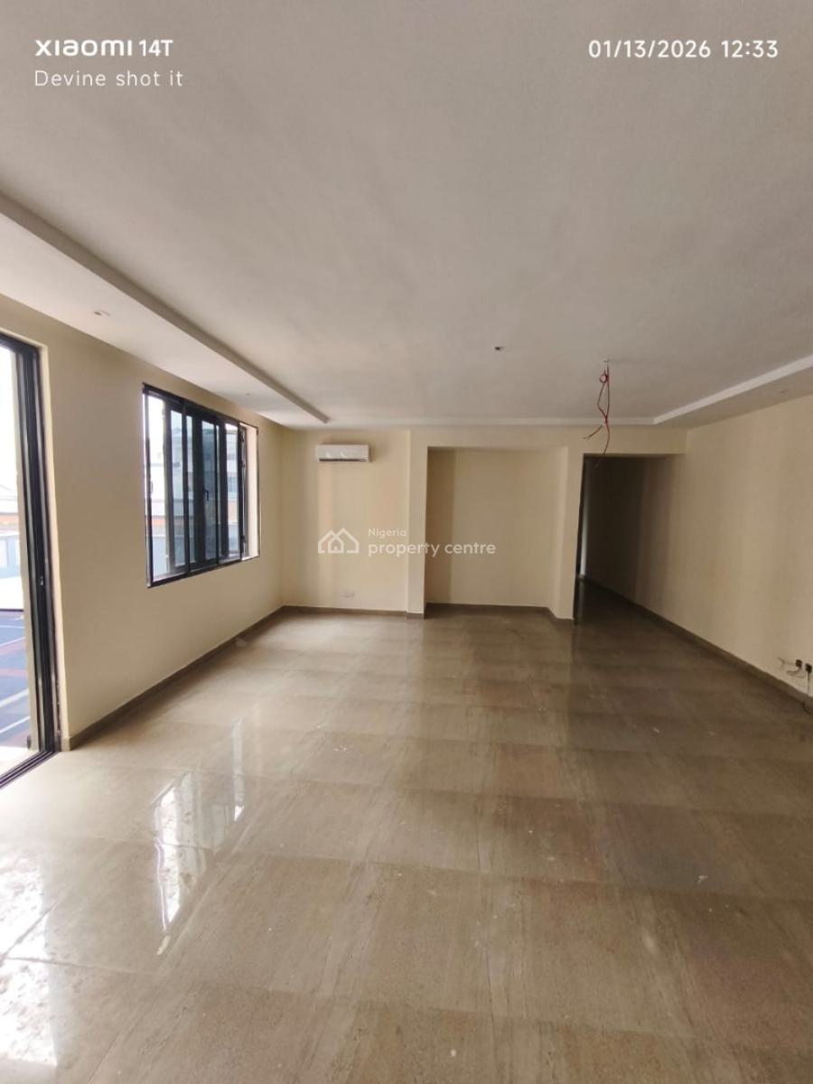 Brand New Luxury 3 and 2 Bedroom Flats, Off Admiralty Way, Lekki Phase 1, Lekki, Lagos, Flat / Apartment for Sale