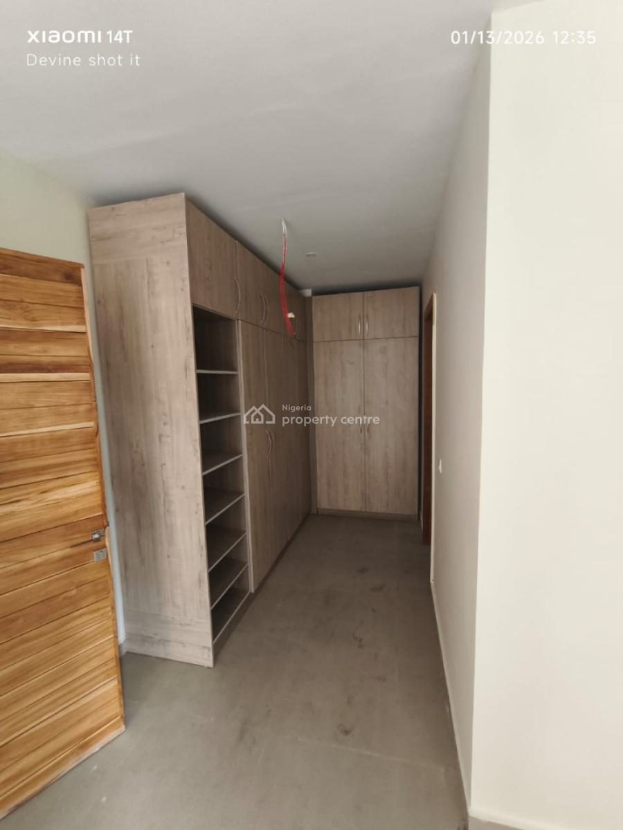 Brand New Luxury 3 and 2 Bedroom Flats, Off Admiralty Way, Lekki Phase 1, Lekki, Lagos, Flat / Apartment for Sale