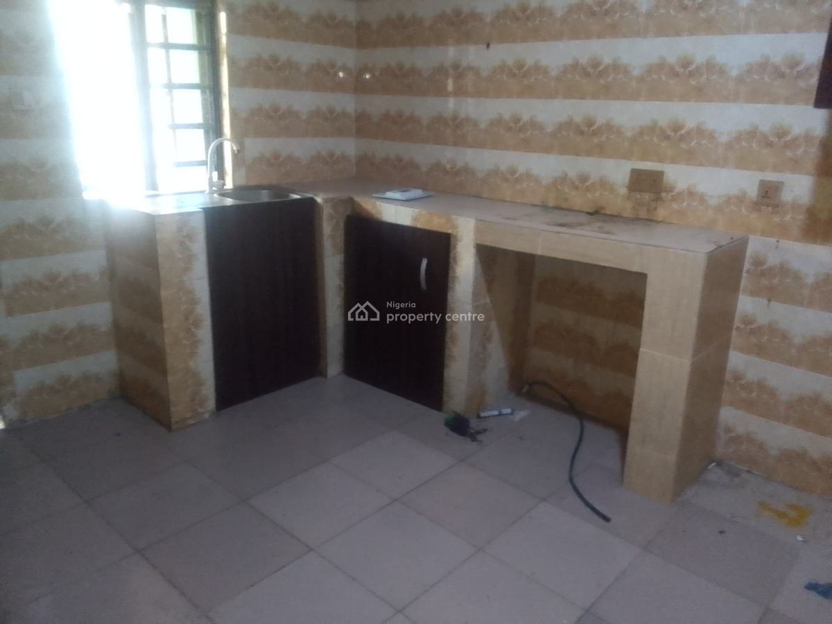 Spacious Luxury 2 Bedroom Flat with Excellent Features, Newtown Estate Road, Ogombo, Ajah, Lagos, Flat / Apartment for Rent