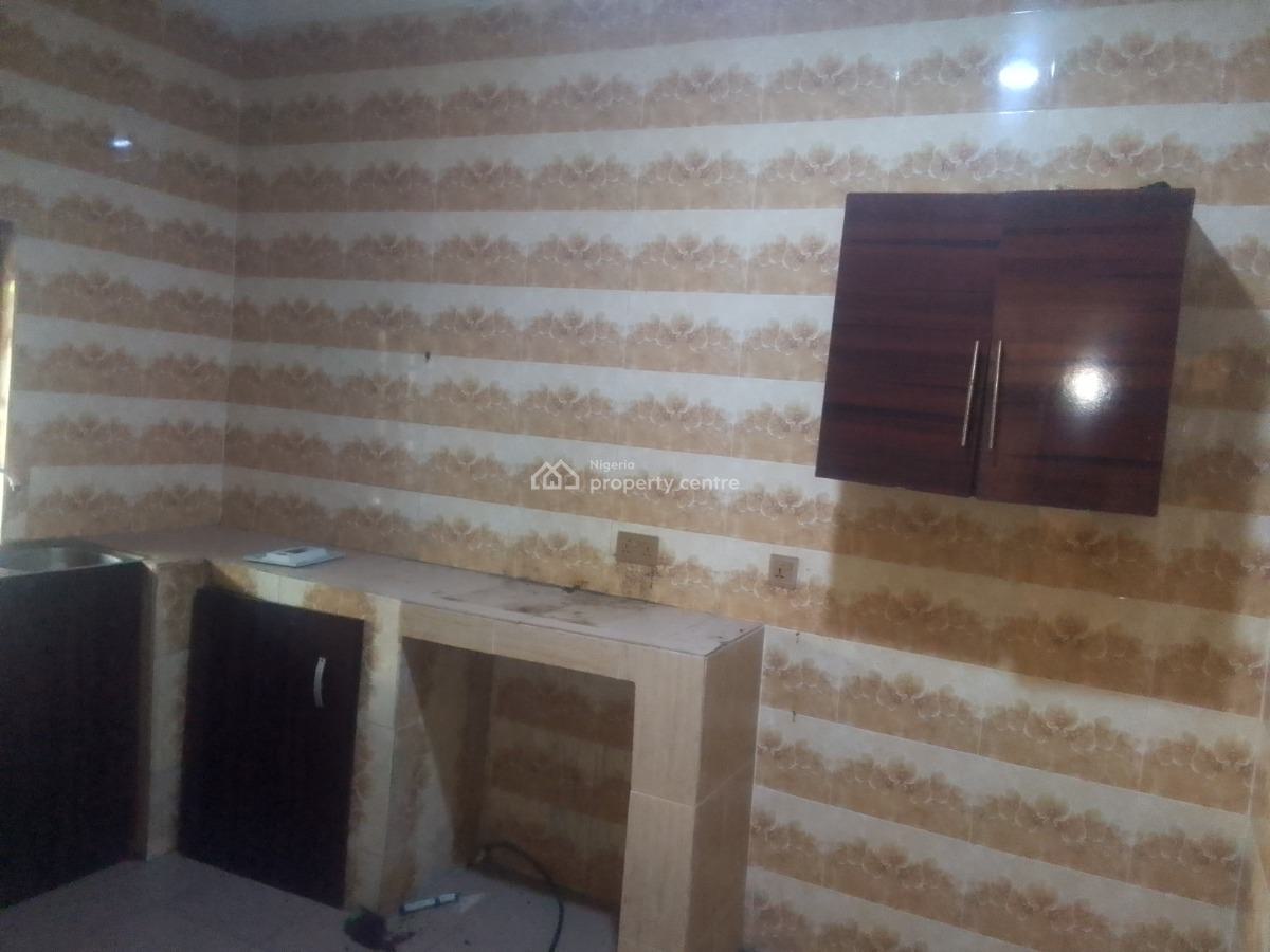 Spacious Luxury 2 Bedroom Flat with Excellent Features, Newtown Estate Road, Ogombo, Ajah, Lagos, Flat / Apartment for Rent