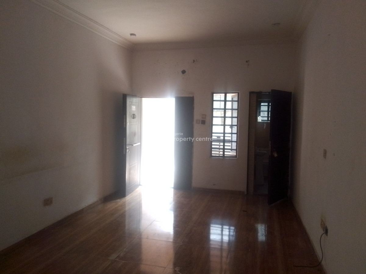 Spacious Luxury 2 Bedroom Flat with Excellent Features, Newtown Estate Road, Ogombo, Ajah, Lagos, Flat / Apartment for Rent