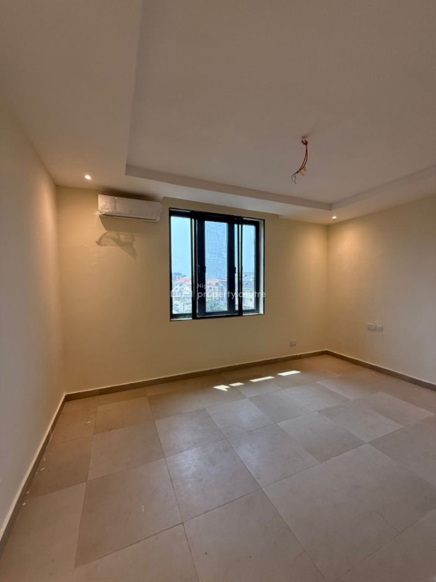 Fully Serviced 3 Bedroom Apartment with Bq, in an Estate, Lekki Phase 1, Lekki, Lagos, Flat / Apartment for Rent