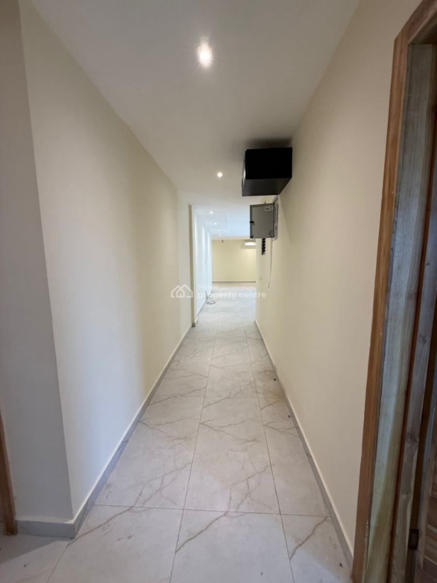 Fully Serviced 3 Bedroom Apartment with Bq, in an Estate, Lekki Phase 1, Lekki, Lagos, Flat / Apartment for Rent