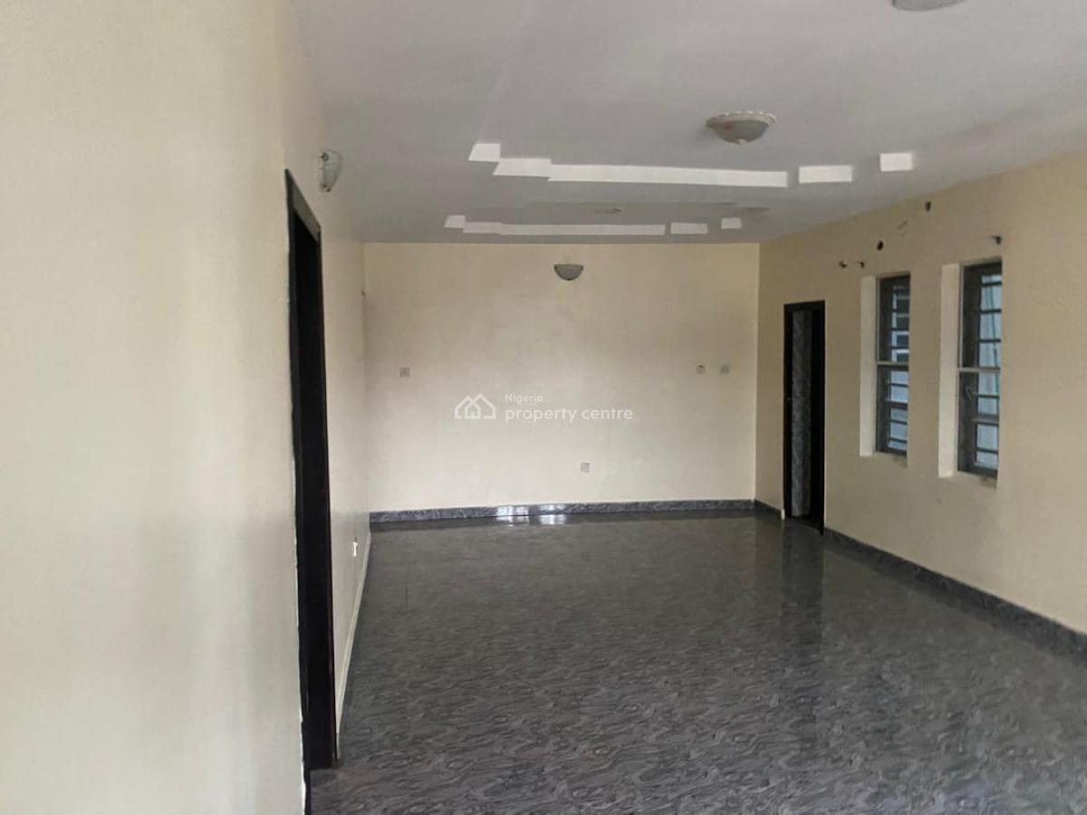 Fairly Used 3-bedroom Flat, Ikeja Gra, Ikeja, Lagos, Flat / Apartment for Rent
