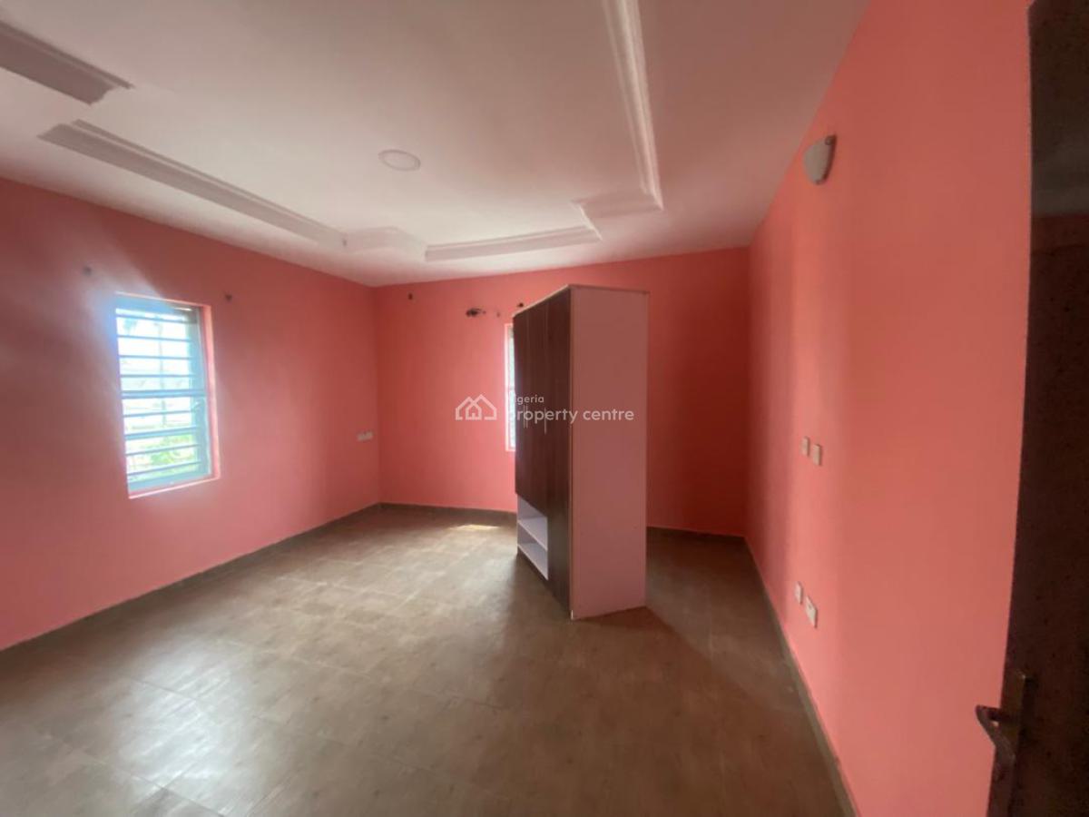 Fairly Used 3-bedroom Flat, Ikeja Gra, Ikeja, Lagos, Flat / Apartment for Rent