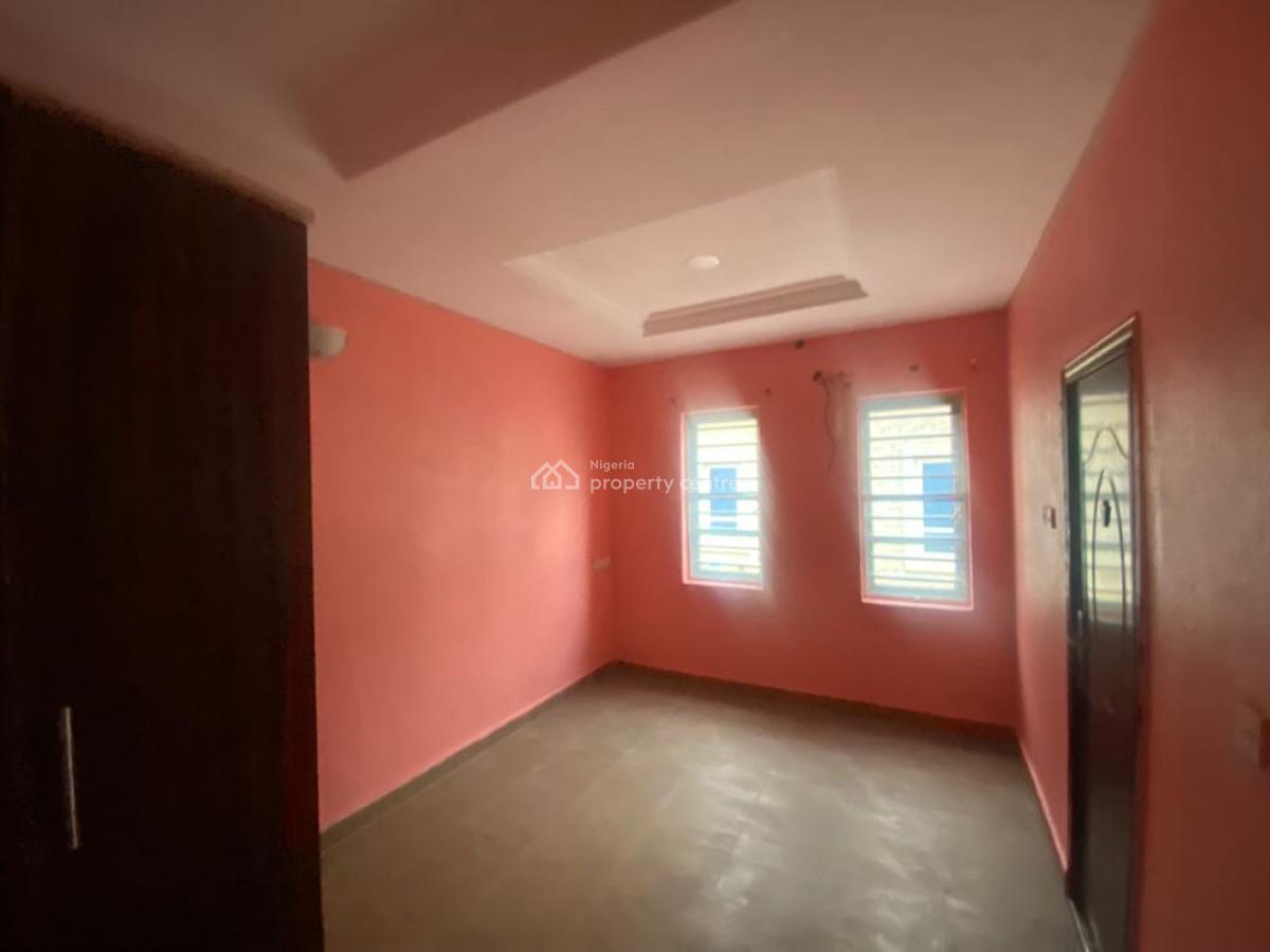 Fairly Used 3-bedroom Flat, Ikeja Gra, Ikeja, Lagos, Flat / Apartment for Rent