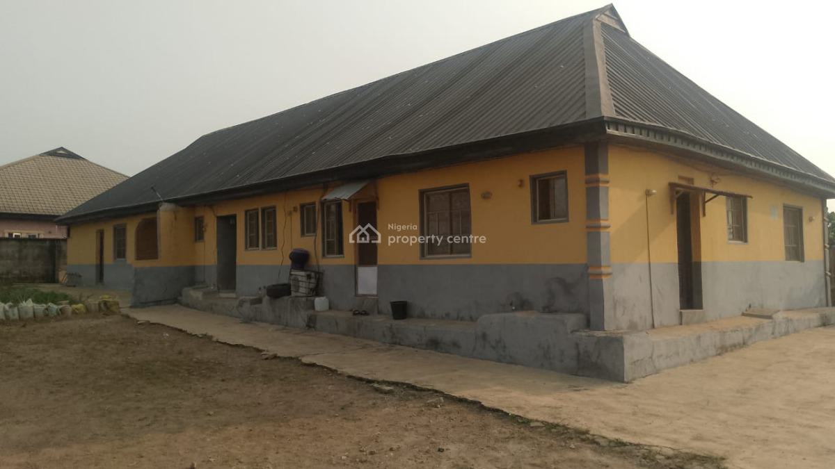 5 Units of Mini Flat, Ginti, Ikorodu, Lagos, Block of Flats for Sale