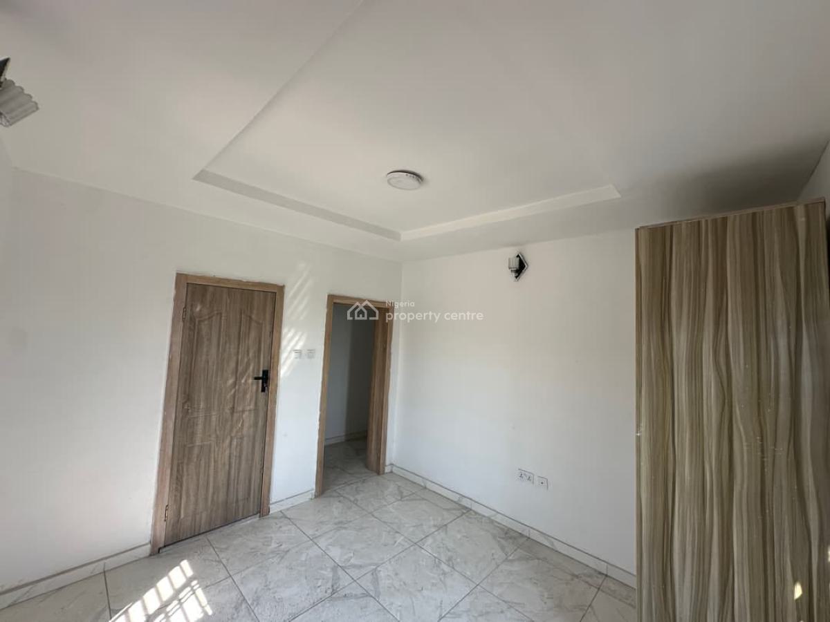 Nice and Standard 3 Bedroom Apartment with Visitors Toilet, Ilasan, Ikate, Lekki, Lagos, Flat / Apartment for Rent