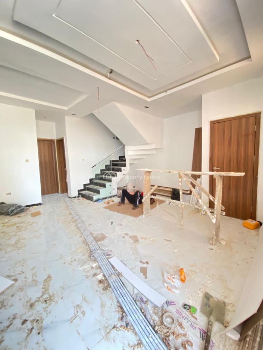 2/4bedroom Semi Detached, Sangotedo, Ajah, Lagos, Semi-detached Duplex for Sale