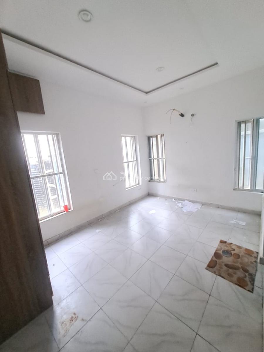 Standard 3 Bedroom Apartment with Visitors Toilet, Ilasan, Lekki, Lagos, Flat / Apartment for Rent