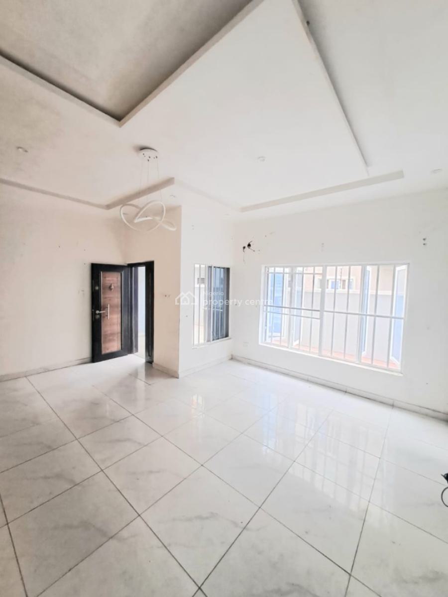 Standard 3 Bedroom Apartment with Visitors Toilet, Ilasan, Lekki, Lagos, Flat / Apartment for Rent