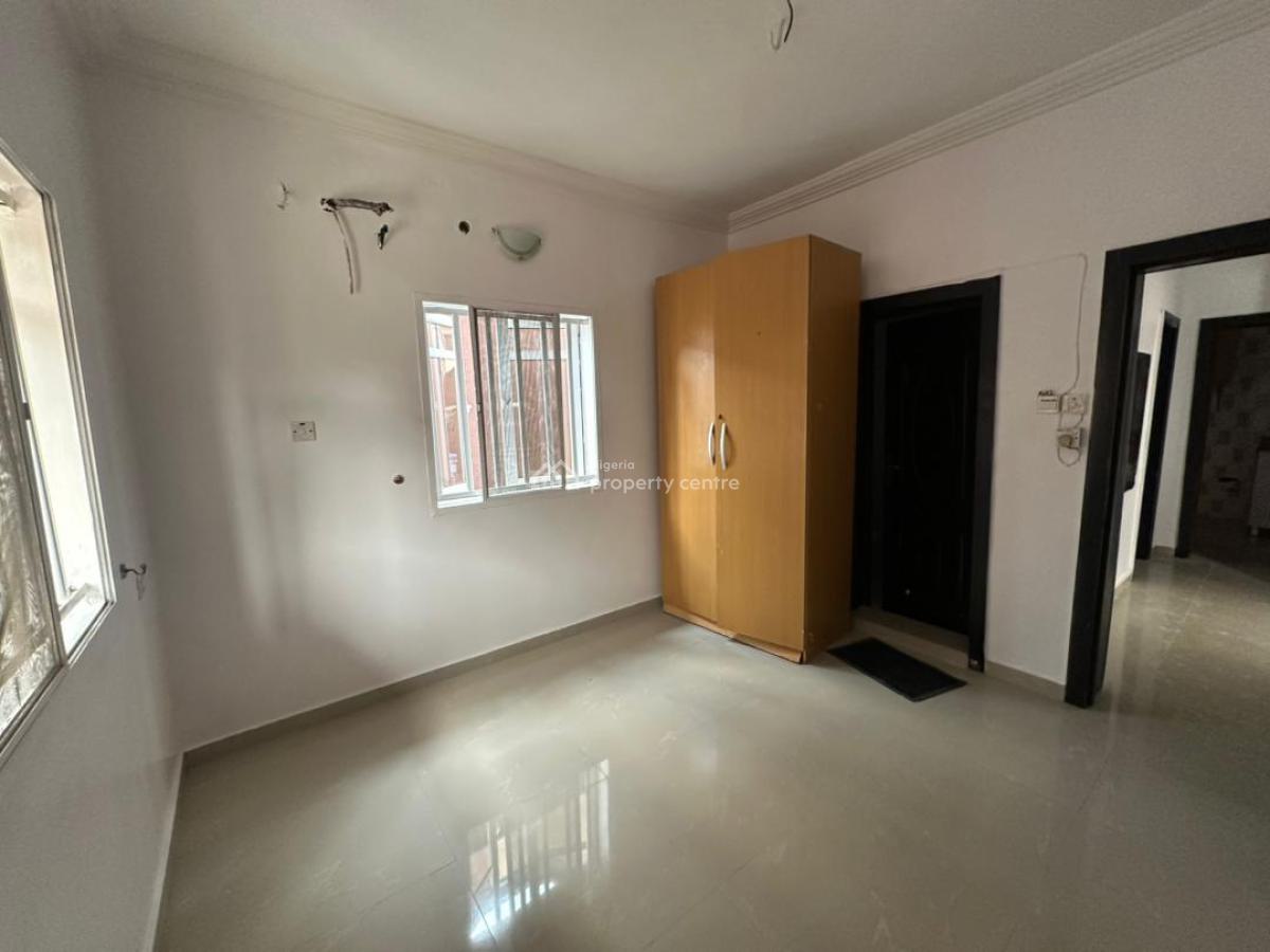 2 Bedroom Flat, Off International Airport Road Ajao Estate, Isolo, Lagos, Flat / Apartment for Rent