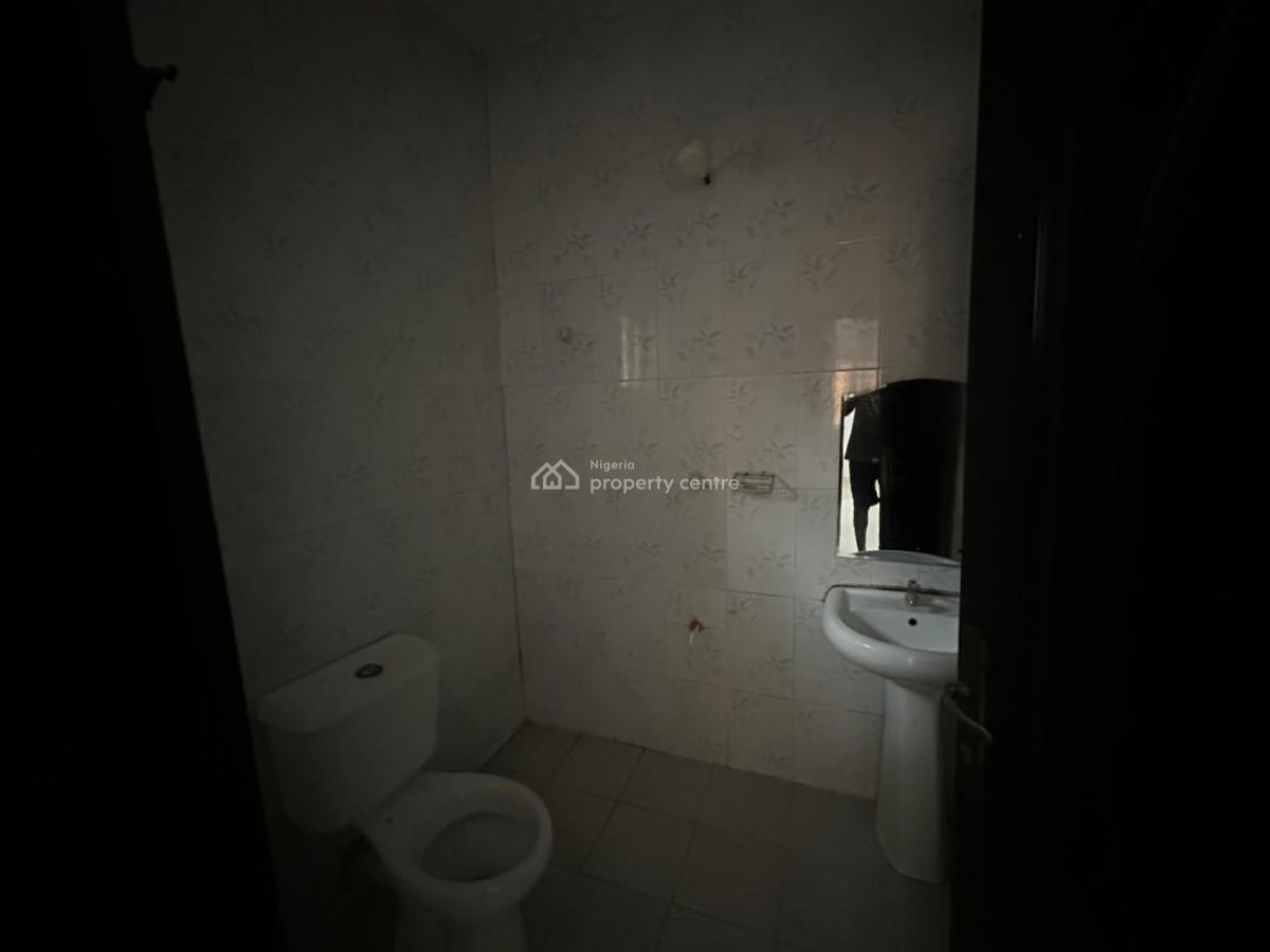 2 Bedroom Flat, Off International Airport Road Ajao Estate, Isolo, Lagos, Flat / Apartment for Rent