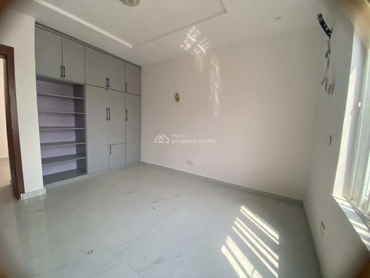 Luxury 2 Bedrooms Apartment, Lekki Phase 1, Lekki, Lagos, Flat / Apartment for Sale