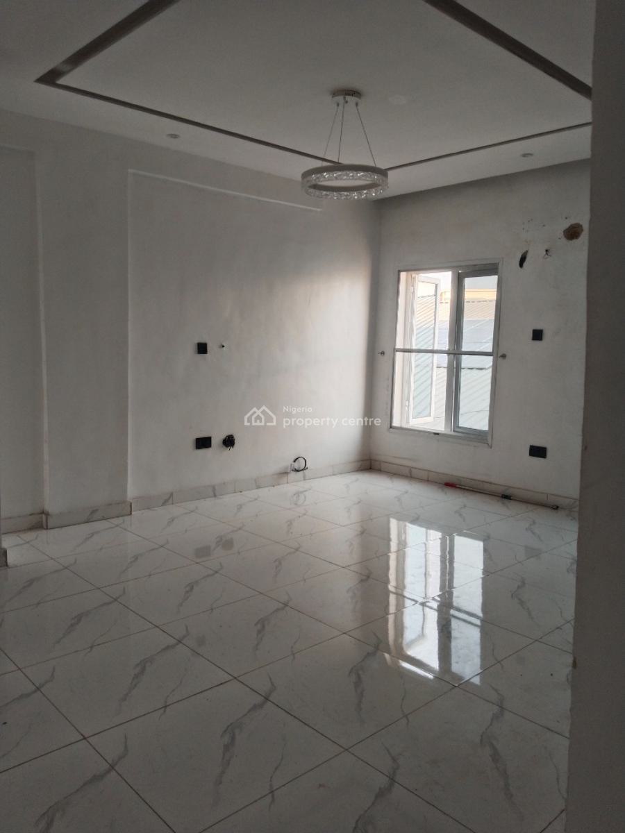 Nice 2 Bedroom Flat, Behind Ap Filling Station, Ikate Elegushi, Lekki, Lagos, Flat / Apartment for Rent