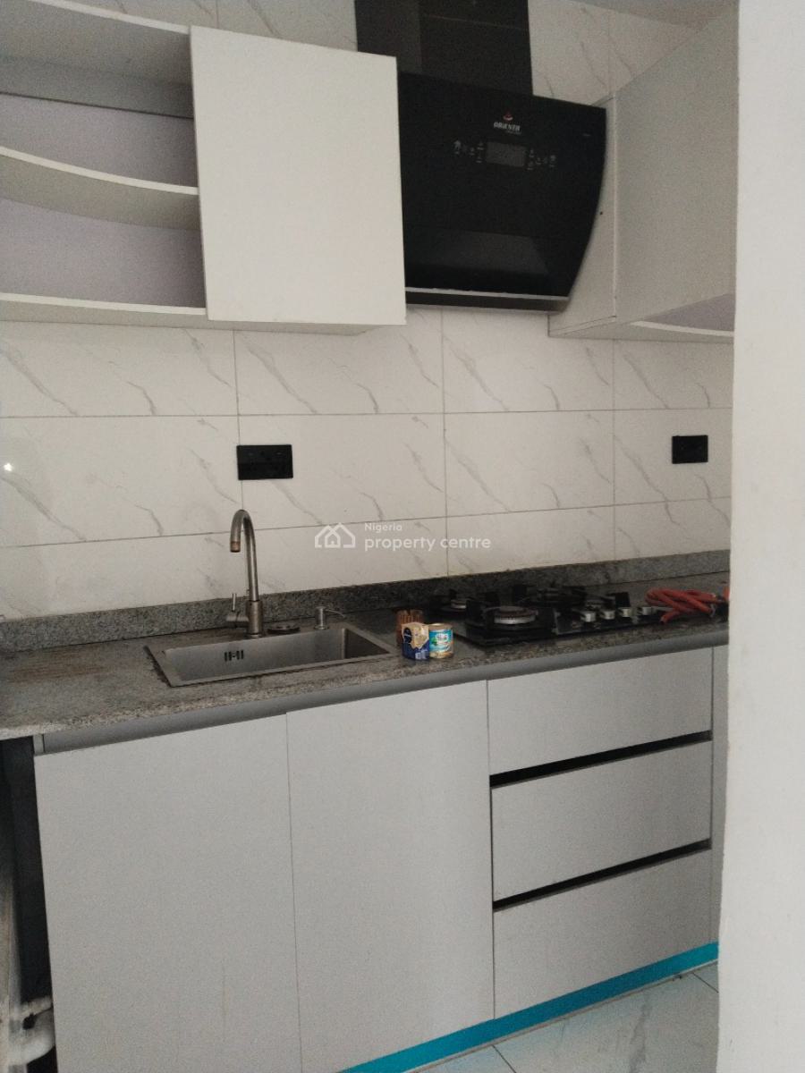 Nice 2 Bedroom Flat, Behind Ap Filling Station, Ikate Elegushi, Lekki, Lagos, Flat / Apartment for Rent