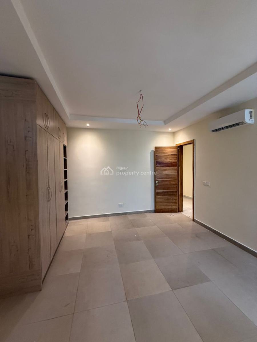 3 Bedroom Flat, Lekki Phase 1, Lekki, Lagos, Flat / Apartment for Rent