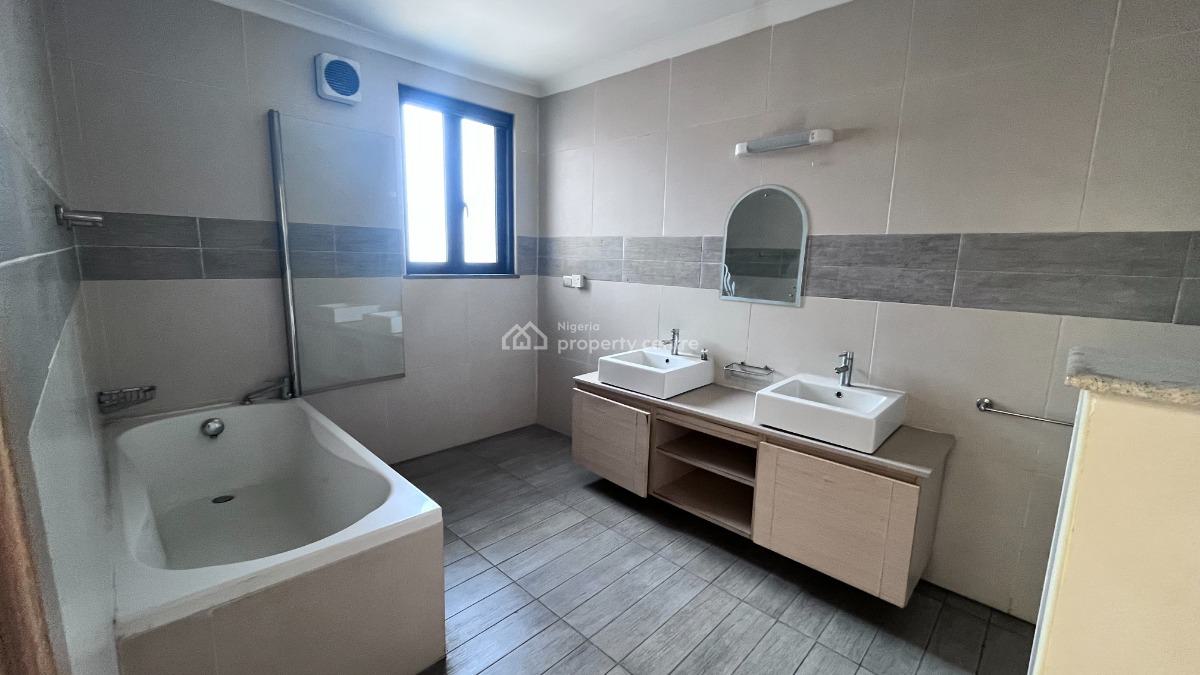 Luxury 3 Bedrooms Apartment with Bq., Ikoyi, Lagos, Flat / Apartment for Rent