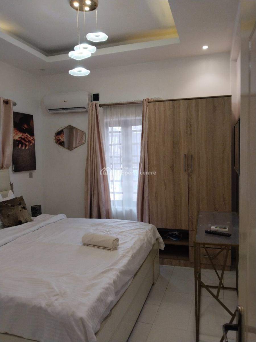2 Bedroom Flat, Behind Ap Filling Station By Chisco Bustop, Ikate Elegushi, Lekki, Lagos, Flat / Apartment for Rent