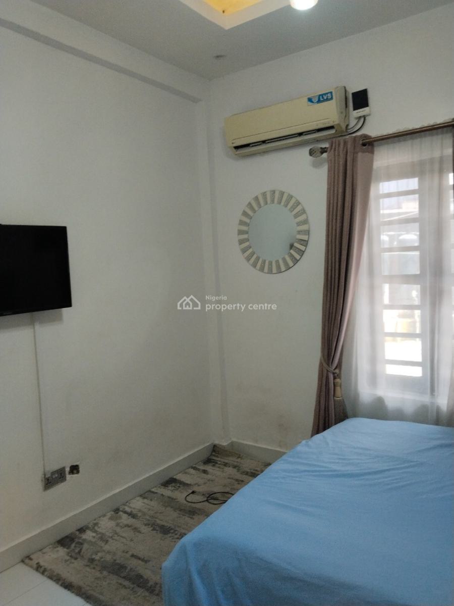 2 Bedroom Flat, Behind Ap Filling Station By Chisco Bustop, Ikate Elegushi, Lekki, Lagos, Flat / Apartment for Rent