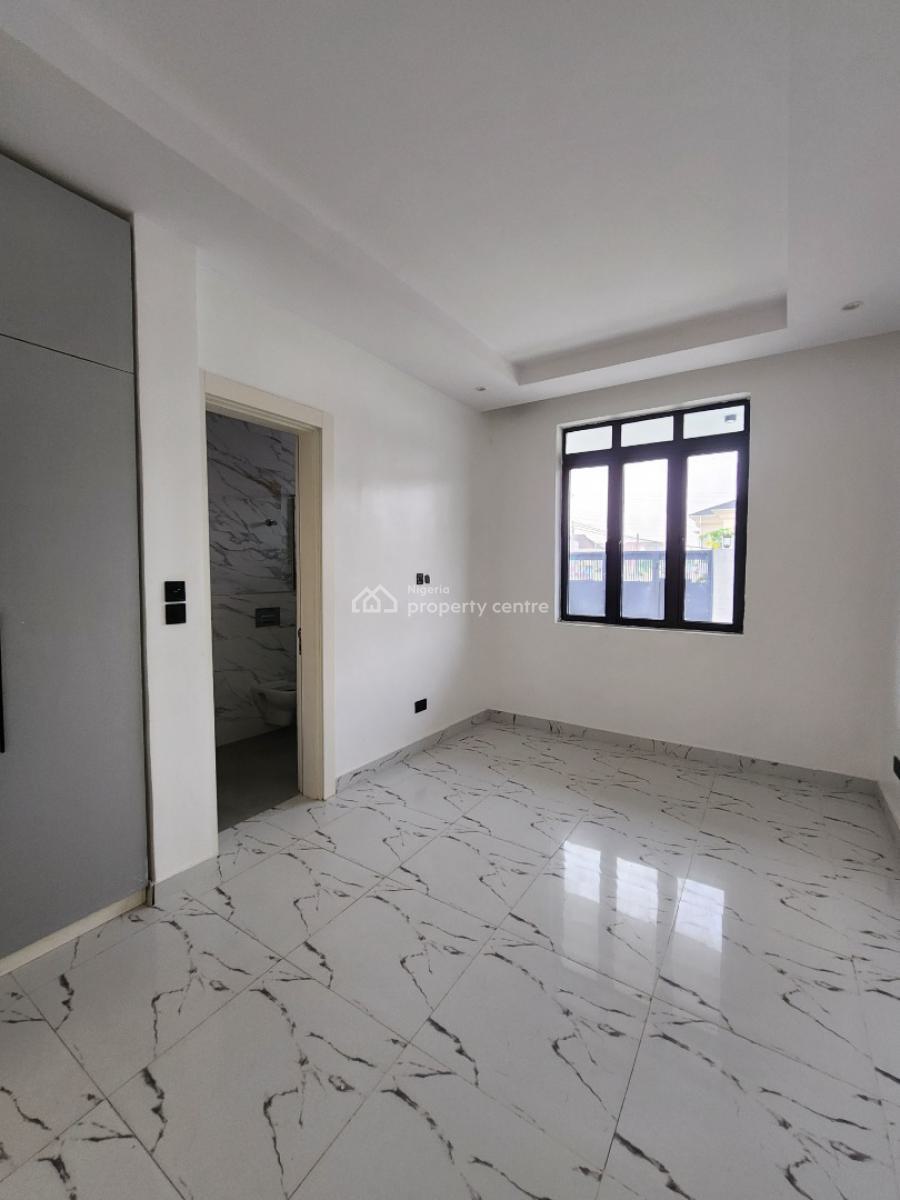 Luxury 5 Bedroom Self Compound Terrace Duplex with Bq, Lekki Phase 1, Lekki, Lagos, Terraced Duplex for Sale