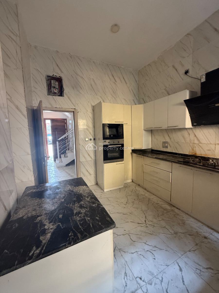 Spacious 4 Bedrooms Terraced Duplex with En-suite Rooms, Orchid, Lekki, Lagos, Terraced Duplex for Rent
