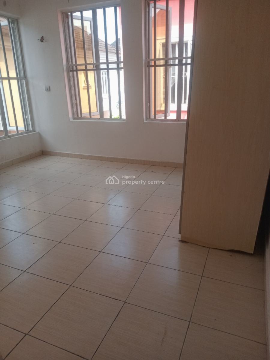 a Luxurious Self Contained with Separate Prepaid Meter, Chevron Drive,  Bera Estate, Lekki, Lagos, Self Contain (single Rooms) for Rent