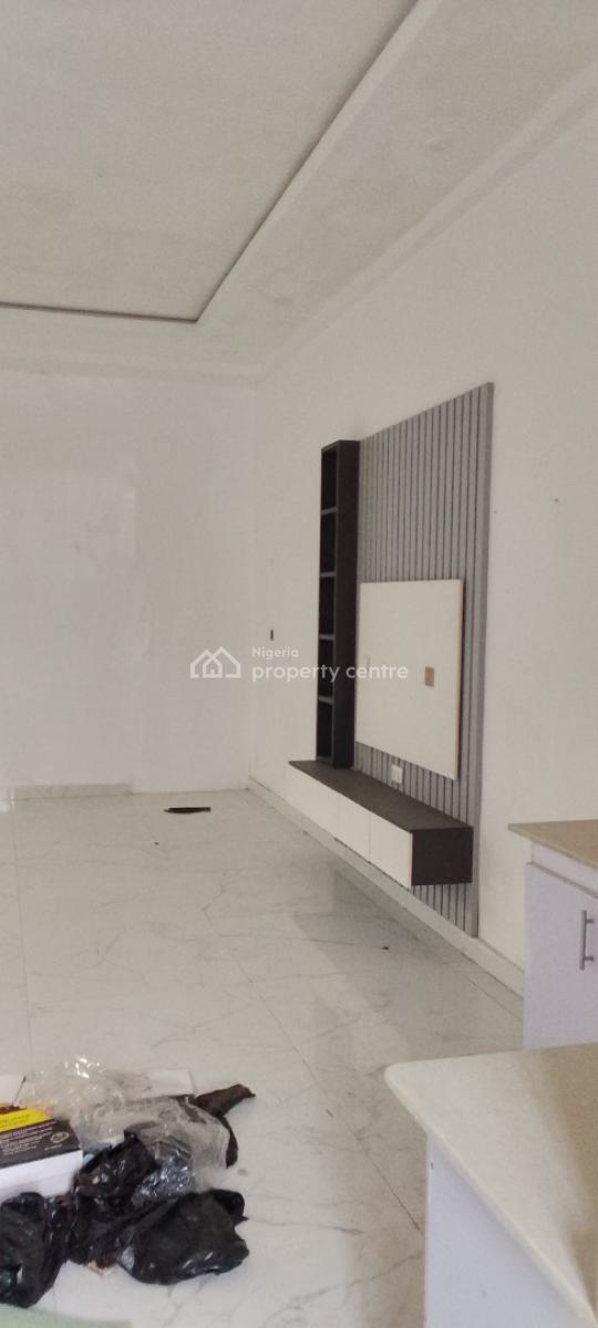 a Large Room Self Contained Studio Apartment, Chevron Alternative,tulip Heaven Estate, Lekki, Lagos, Self Contain (single Rooms) for Rent