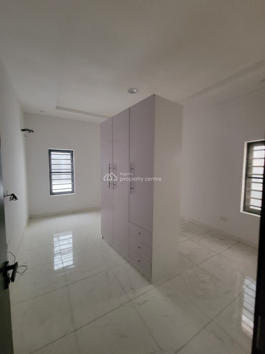 Newly Built Serviced 2 Bedroom Apartment, Lekki Phase 1, Lekki, Lagos, Flat / Apartment for Rent