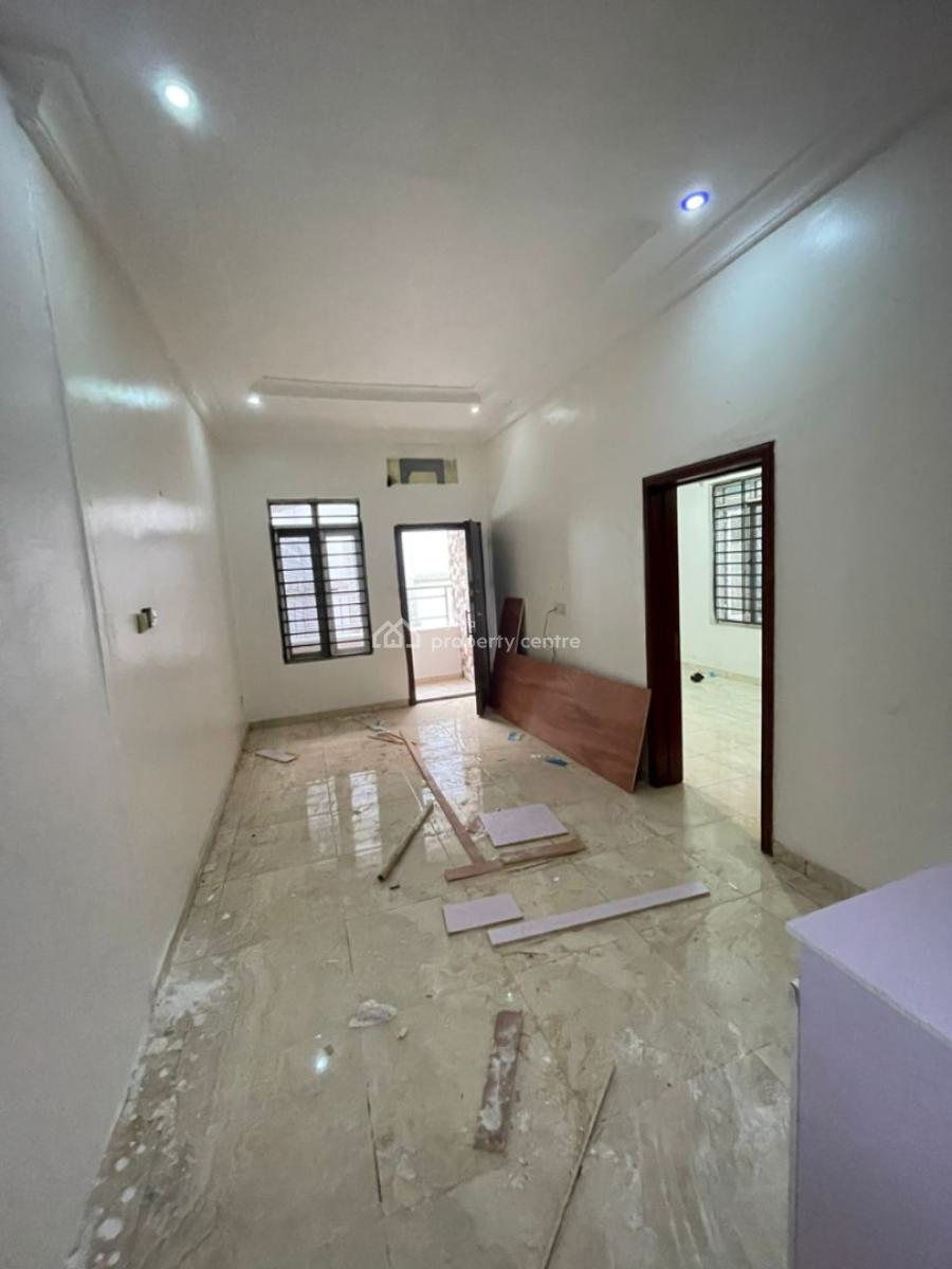 Upstairs Mini Flat with Open Plan Kitchen Inside a  Duplex { Video}, Kings Bay Estate @ Lekky County Homes, Ikota, Lekki, Lagos, Mini Flat (room and Parlour) for Rent